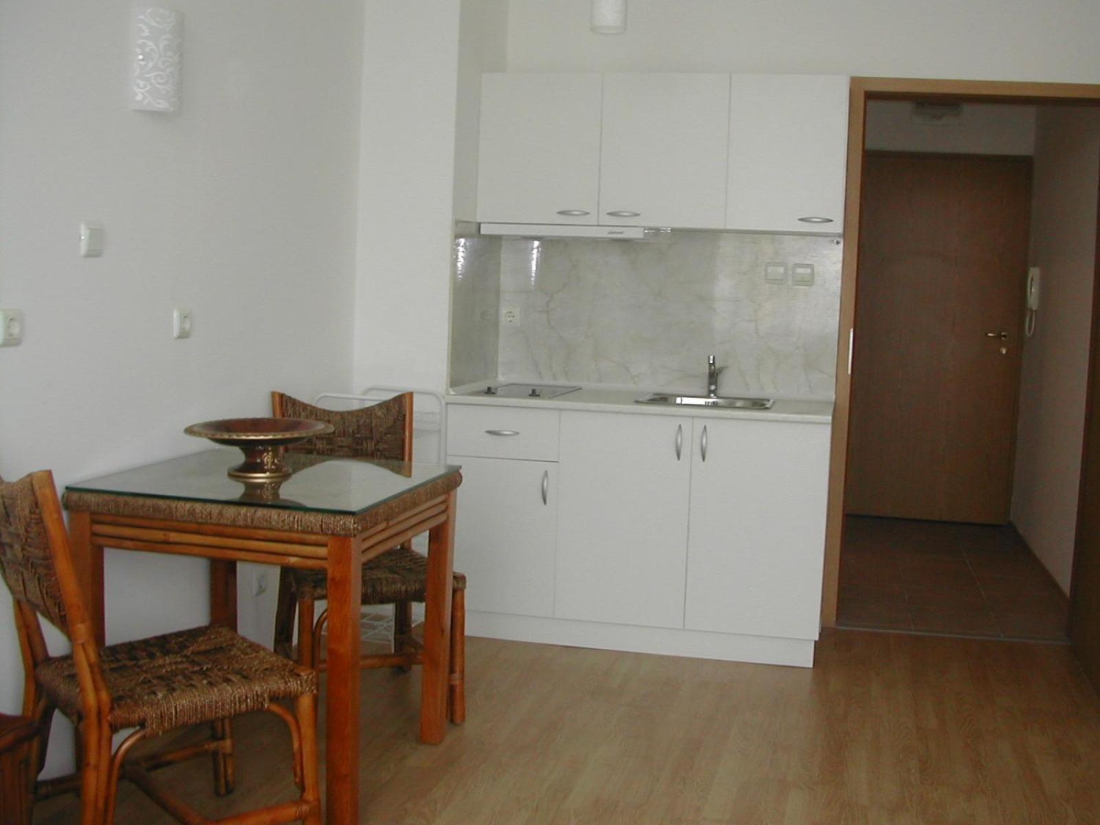 Oasis Suites Apartments And Studios Ravda Room photo